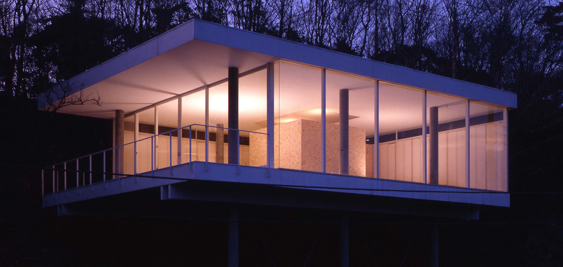 PC Pile House Shigeru Ban